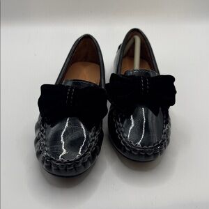 Venettini Denise Black  patent leather with bow. size EU 24